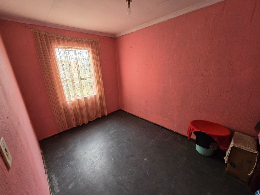 3 Bedroom Property for Sale in Lentegeur Western Cape